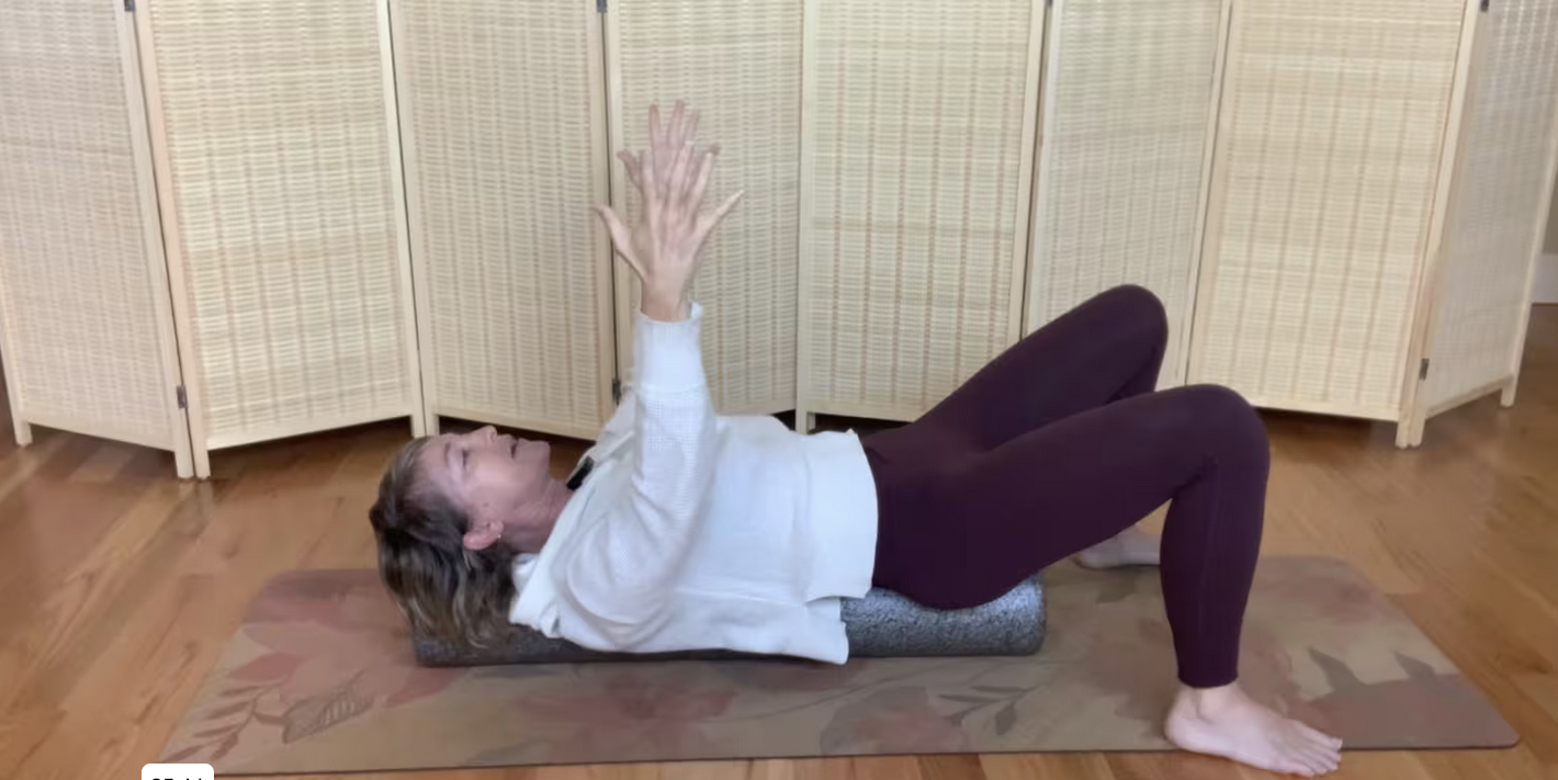 Shoulder Release on the Roller (5 min)