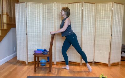 Barre with Pelvic Floor Focus (9 min)